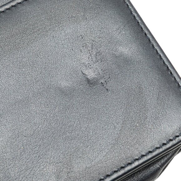 CHANEL White Leather Deauville Wallet - Picture 4 of 14